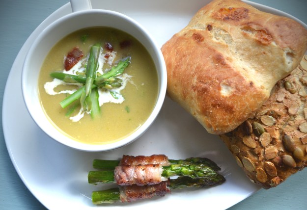 Asparagus Soup with Rocket Pesto ©KevinAshton 2015