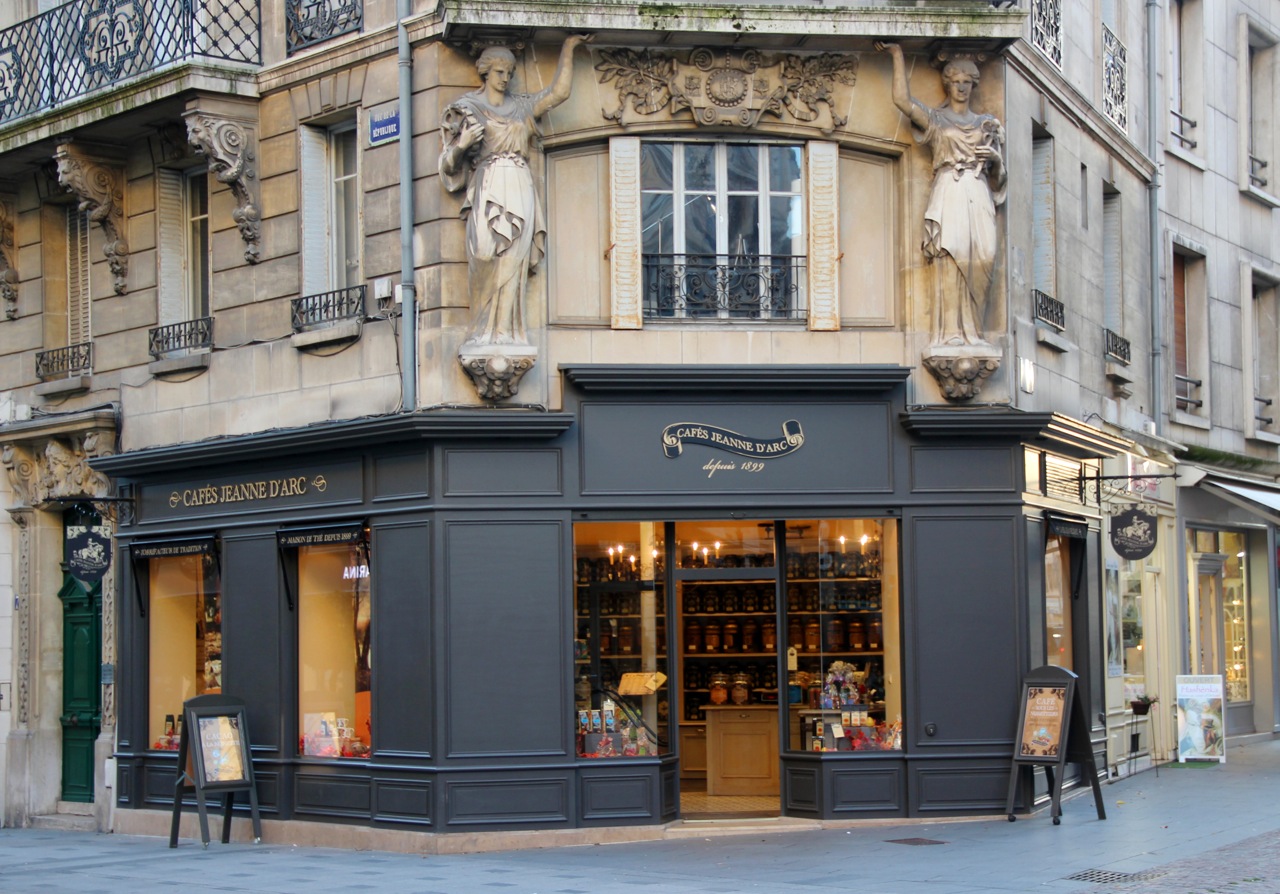 CAFES-JEANNE-D-ARC-REPUBLIQUE-1